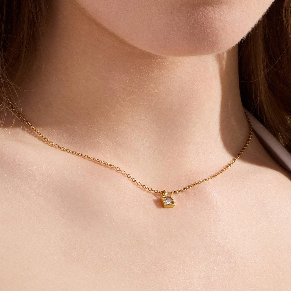 Faye Birthstone Necklace